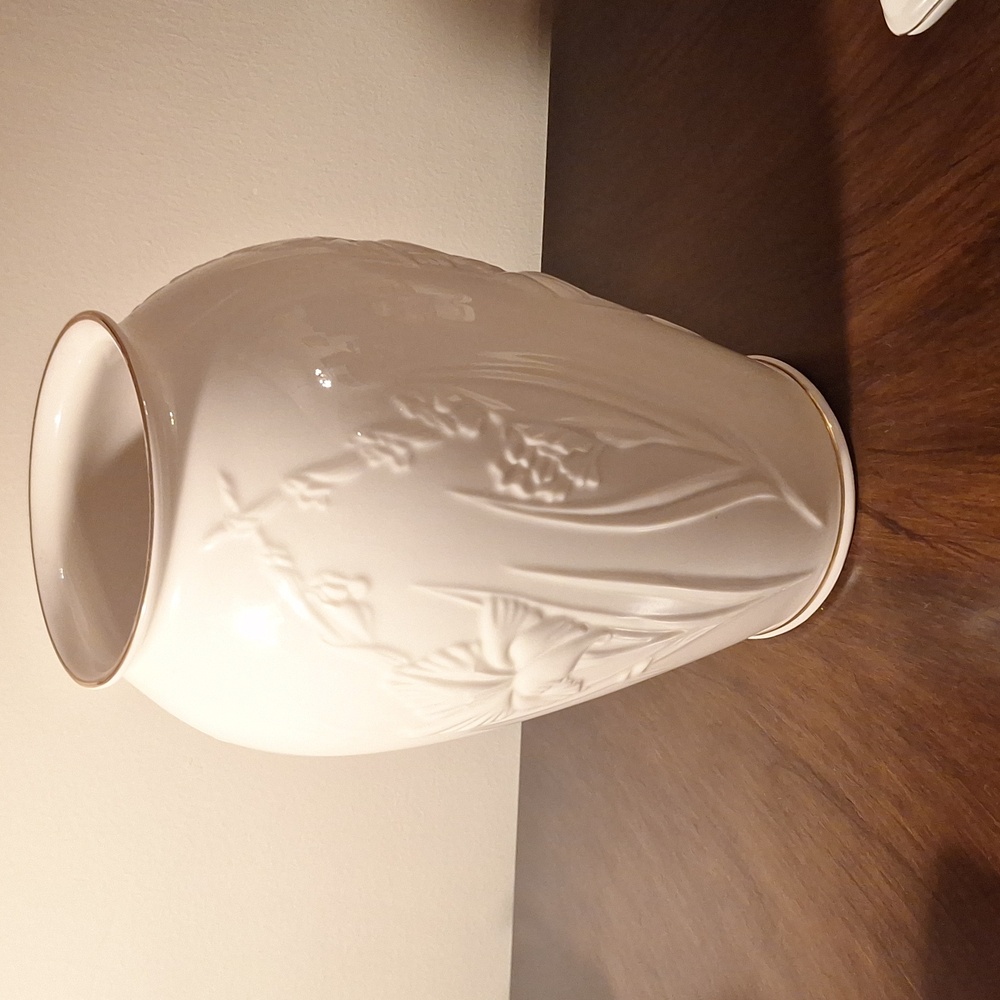 Lenox White and Gold Vase